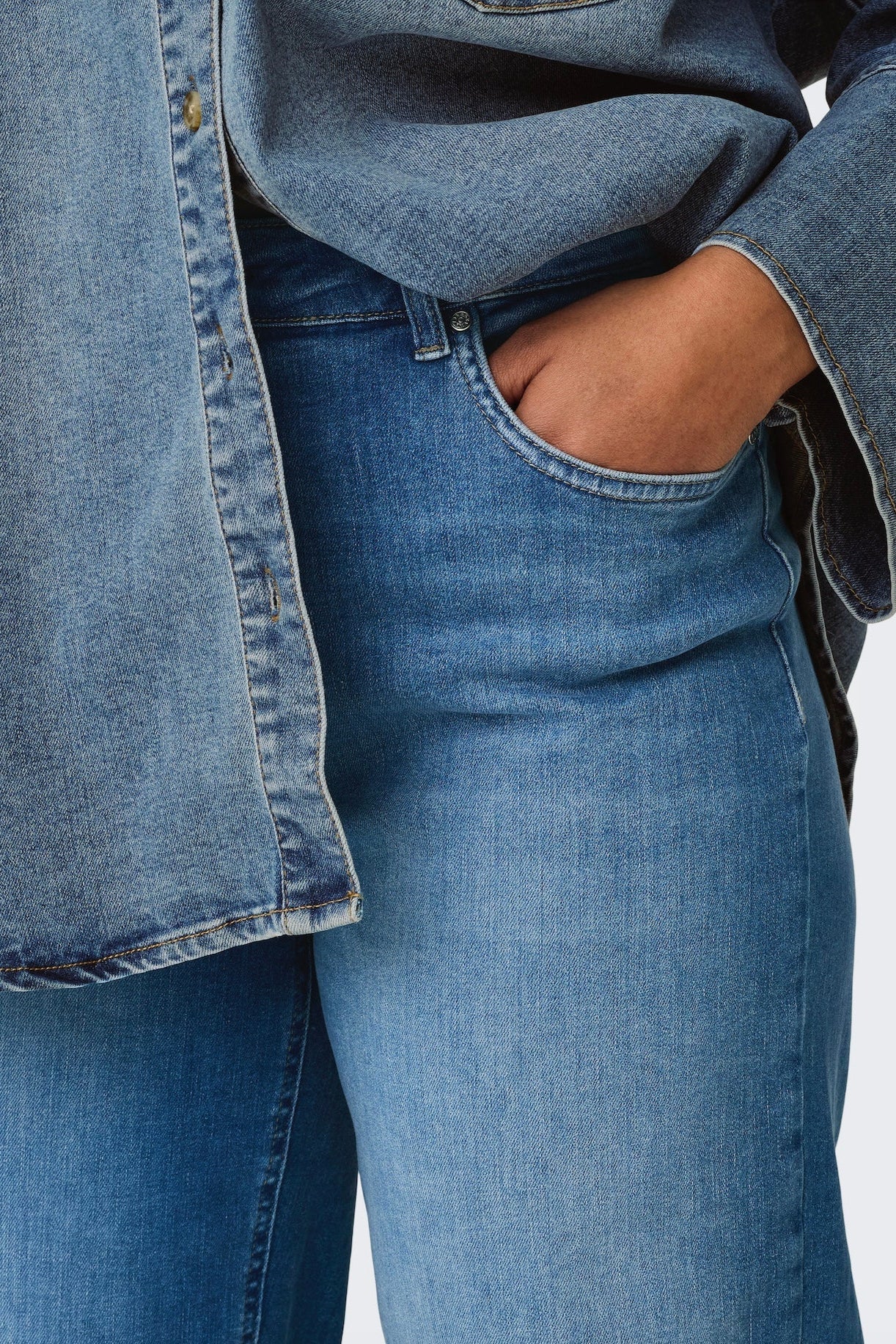 Willy jeans med vidde Mellem blå