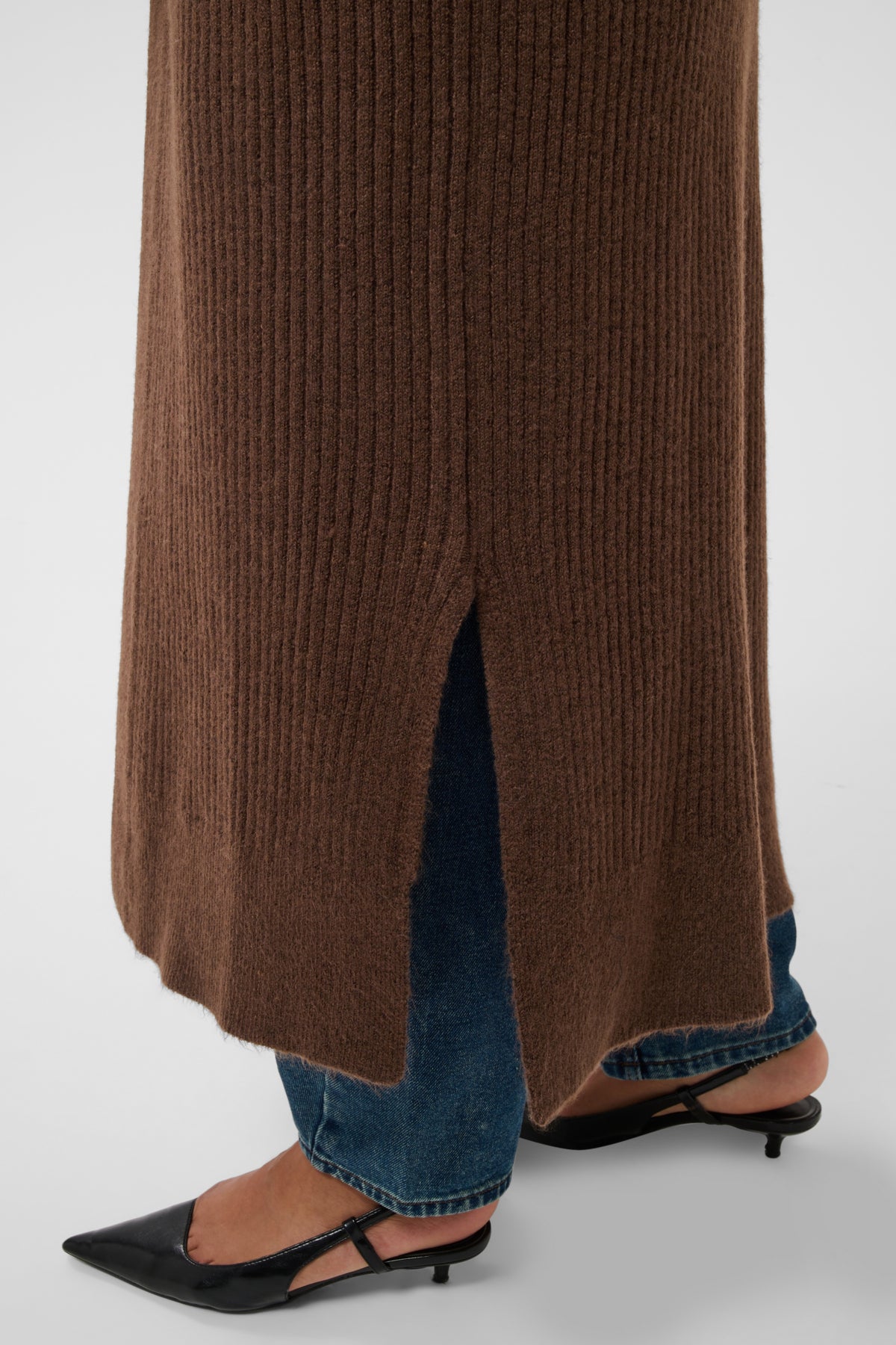 KCrinye Lang Cardigan Brun