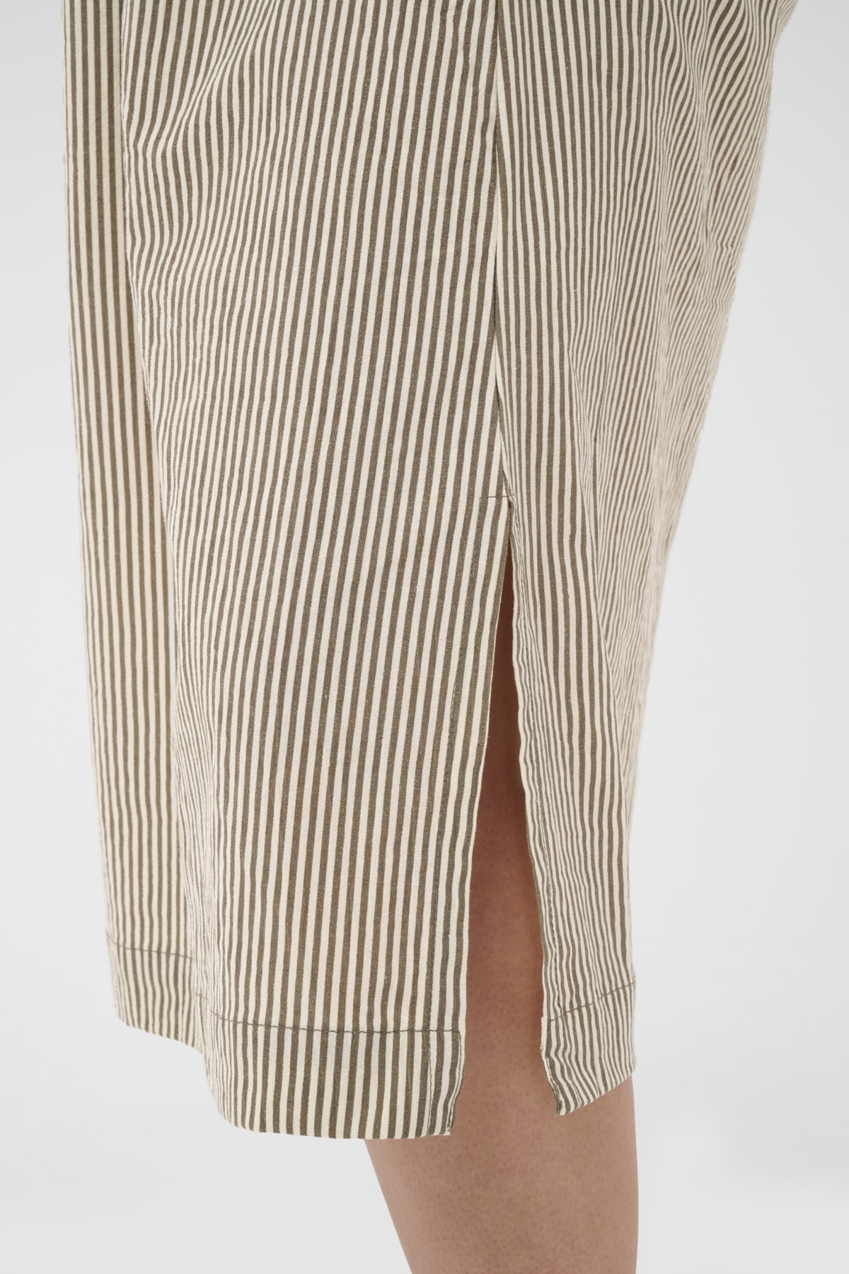 KCnana Kjole Beige