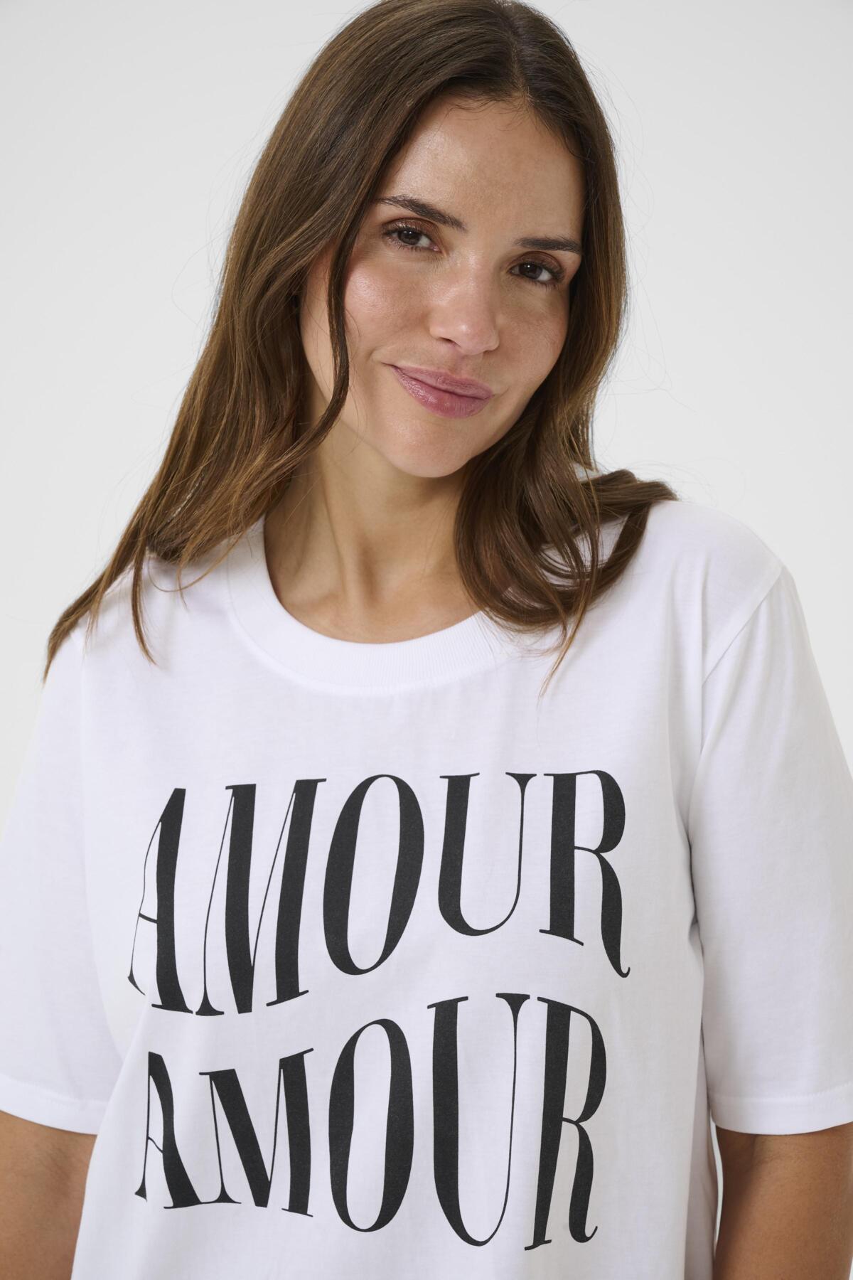 KCchari T-shirt