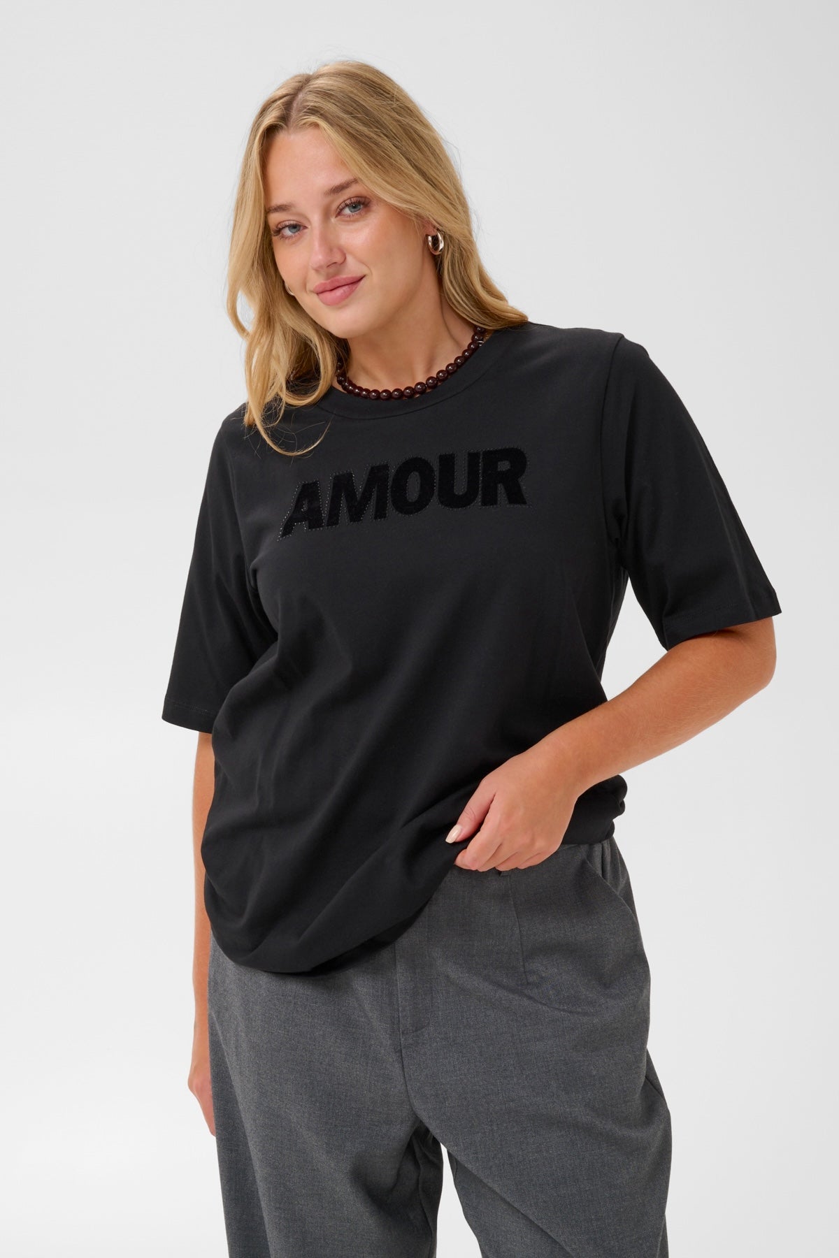 KCsissa T-Shirt