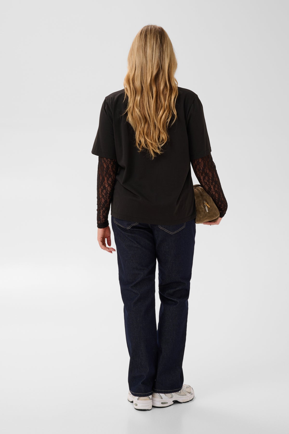KCdori T-Shirt med blondeærmer